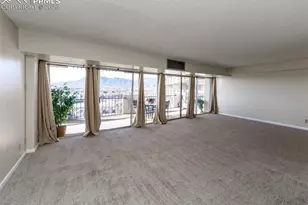 411 Lakewood Circle, Colorado Springs, CO 80910 - Photo 11