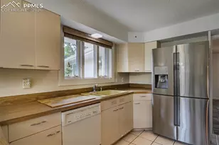 130 Cresta Rd, Colorado Springs, CO 80906 - Photo 11