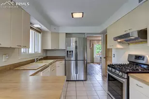 130 Cresta Rd, Colorado Springs, CO 80906 - Photo 17