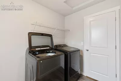 8121 Lookout Court, Colorado Springs, CO 80925 - Photo 25