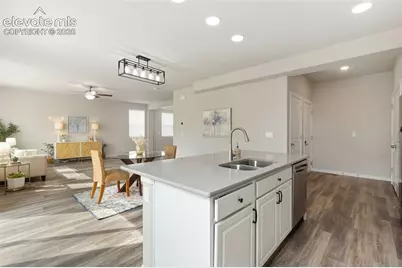 8121 Lookout Court, Colorado Springs, CO 80925 - Photo 9