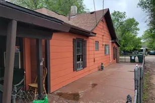 2423 E St Vrain St, Colorado Springs, CO 80909 - Photo 3