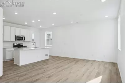 870 Tenebris Point, Colorado Springs, CO 80915 - Photo 7