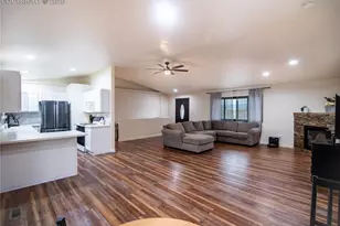 496 E Earl Dr, Pueblo West, CO 81007 - Photo 9