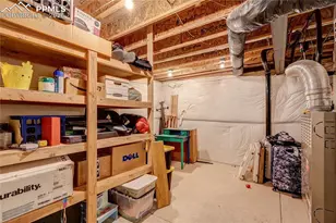 11923 Royal County Down Rd, Peyton, CO 80831 - Photo 31