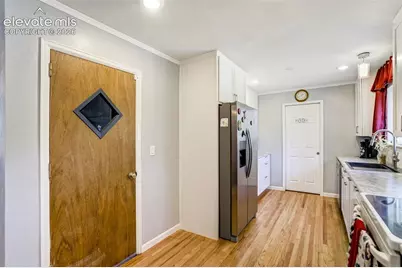 1215 Fosdick Drive, Colorado Springs, CO 80909 - Photo 9