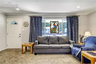 1215 Fosdick Dr, Colorado Springs, CO 80909 - Photo 3