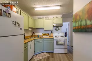 6379 Village Ln, Colorado Springs, CO 80918 - Photo 11