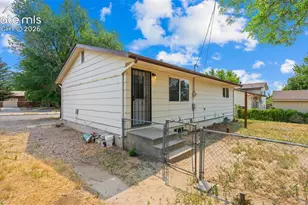 2408 Monterey Rd, Colorado Springs, CO 80910 - Photo 25