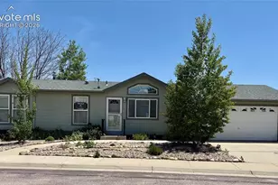 4661 Gray Fox Heights, Colorado Springs, CO 80922 - Photo 3