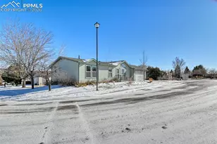 4661 Gray Fox Heights, Colorado Springs, CO 80922 - Photo 5