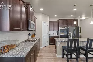 7158 New Meadow Dr, Colorado Springs, CO 80923 - Photo 5