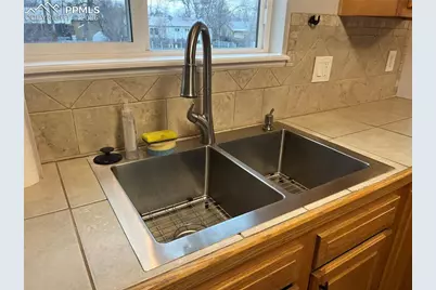 4011 Tennyson Avenue, Colorado Springs, CO 80910 - Photo 9