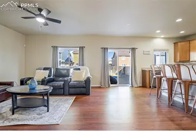 6131 Hayfield Place, Colorado Springs, CO 80925 - Photo 7