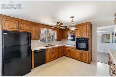 2302 Kent Lane, Colorado Springs, CO 80909 - Photo 3