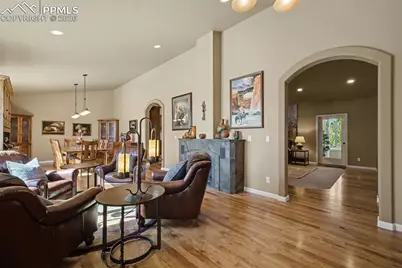 5910 Schwencks Place, Colorado Springs, CO 80908 - Photo 9