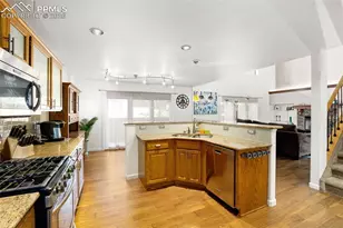 146 Luxury Ln, Colorado Springs, CO 80921 - Photo 9