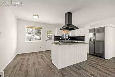 2415 Camelot Court, Colorado Springs, CO 80904 - Photo 9