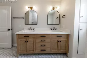 3632 W Pikes Peak Ave, Colorado Springs, CO 80904 - Photo 31