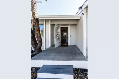 825 San Gabriel Place, Colorado Springs, CO 80906 - Photo 3