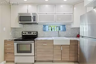 215 S 28th St, Colorado Springs, CO 80904 - Photo 9