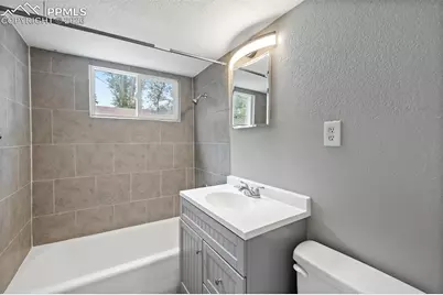 546 W St Vrain Street, Colorado Springs, CO 80905 - Photo 17