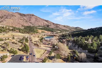 9297 Chipita Park Road, Cascade, CO 80809 - Photo 11