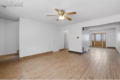 336 Robbins Mill Place, Colorado Springs, CO 80910 - Photo 3