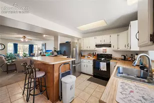 885 London Green Way, Colorado Springs, CO 80906 - Photo 9