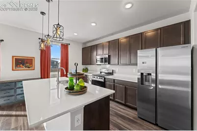 5204 Roundhouse Drive, Colorado Springs, CO 80925 - Photo 11