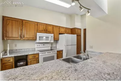 1130 Fontmore Road #C, Colorado Springs, CO 80904 - Photo 11