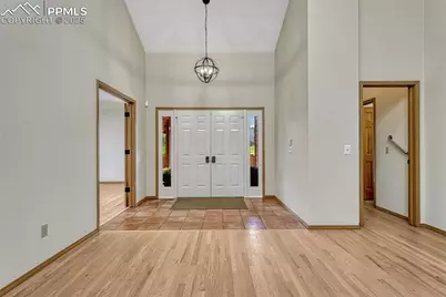 3120 Camels Ridge Lane, Colorado Springs, CO 80904 - Photo 9