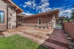 3120 Camels Ridge Ln, Colorado Springs, CO 80904 - Photo 11