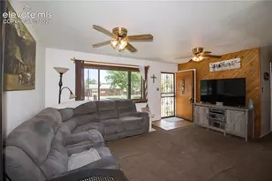 807 Dunston St, Colorado Springs, CO 80907 - Photo 5