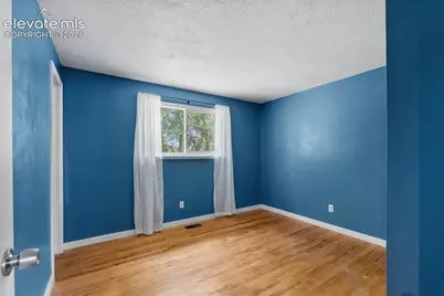 4011 E Pikes Peak Avenue, Colorado Springs, CO 80909 - Photo 17