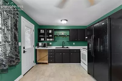 4011 E Pikes Peak Avenue, Colorado Springs, CO 80909 - Photo 7