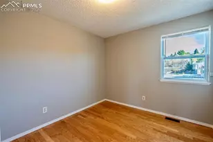 955 Crosstrail Dr, Colorado Springs, CO 80906 - Photo 23