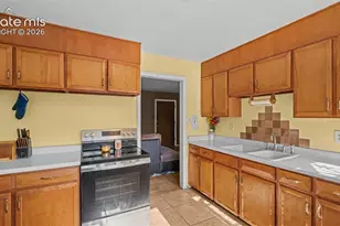 1819 Yakima Ln, Pueblo, CO 81001 - Photo 13
