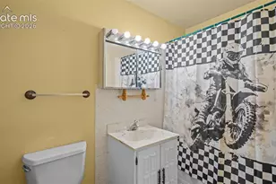 1819 Yakima Ln, Pueblo, CO 81001 - Photo 7