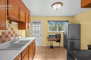 1819 Yakima Ln, Pueblo, CO 81001 - Photo 11