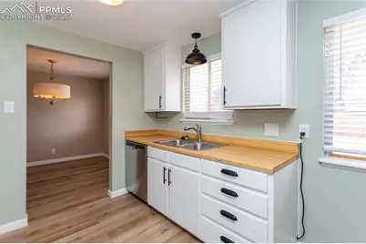 2923 Virginia Avenue, Colorado Springs, CO 80907 - Photo 17