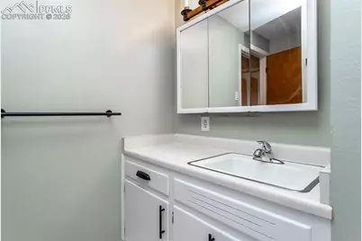 2923 Virginia Avenue, Colorado Springs, CO 80907 - Photo 31