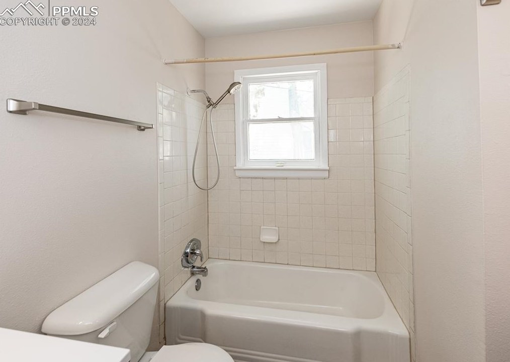 909 Costilla St, Colorado Springs CO 80903-3771 exterior