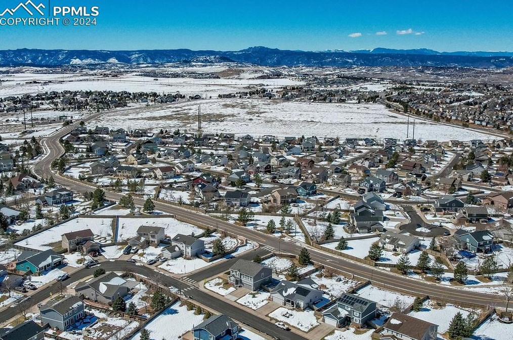 1183 Kittery St, Castle Rock CO 80104-3281 exterior