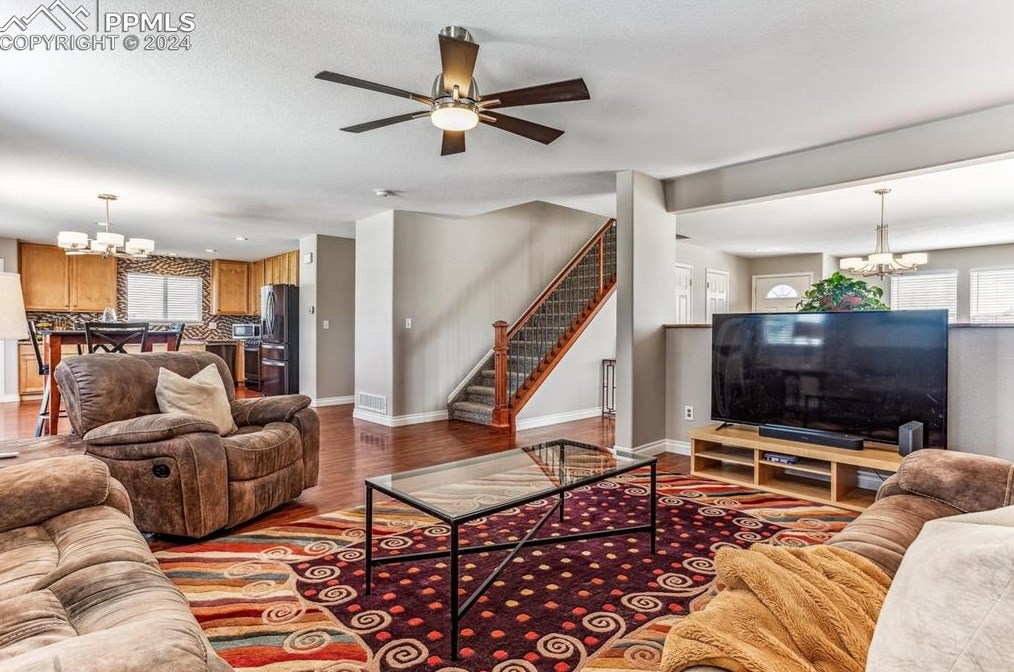 1183 Kittery St, Castle Rock CO 80104-3281 exterior