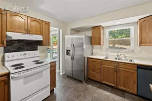 3420 Valejo Ct, Colorado Springs, CO 80918 - Photo 11