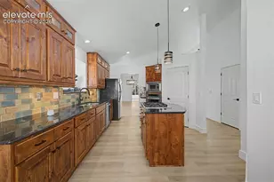 5423 Lion's Gate Ln, Colorado Springs, CO 80919 - Photo 9