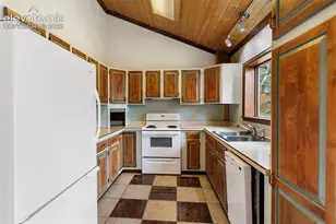 124 Cradle Lake Dr, Divide, CO 80814 - Photo 13