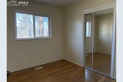 1109 Evergreen Drive, Colorado Springs, CO 80911 - Photo 7