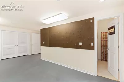 2425 Mesa Crest Grove, Colorado Springs, CO 80904 - Photo 31